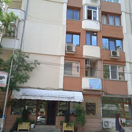 Джессика Апартмент Apartamento Veliko Tŭrnovo Exterior foto