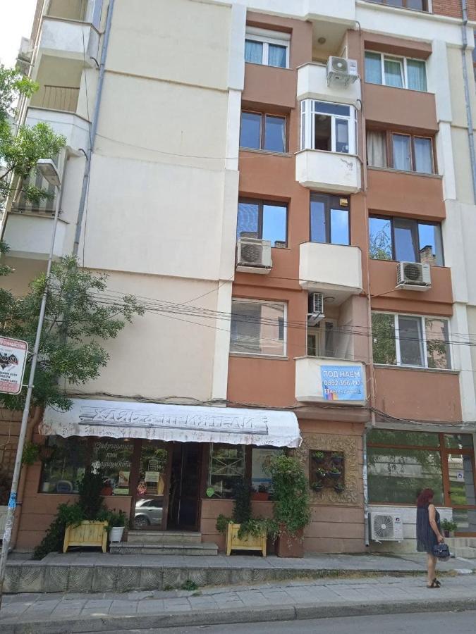 Джессика Апартмент Veliko Tŭrnovo Exterior foto